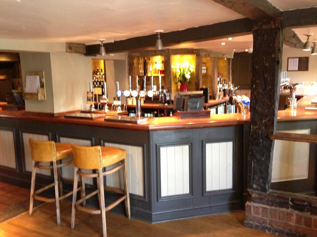 The Crown Pub, Dining & Rooms Henlow Exterior foto